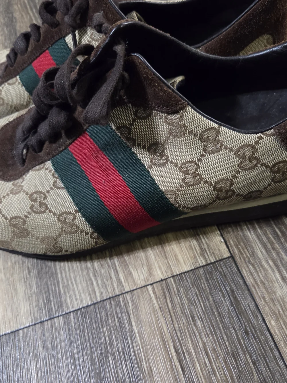 Gucci Men’s Brown GG Canvas Stripe Sneaker
